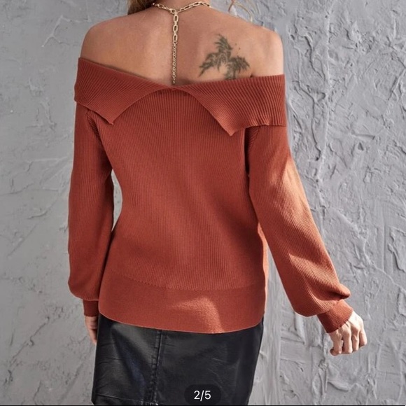 Off the shoulder, front knot sweater - Picture 3 of 5